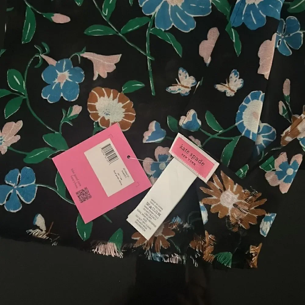 NWT Kate Spade floral garden oblong scarf